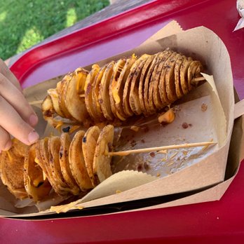 7 Hamlets Brewing - Cheese bacon fries from food truck so delicious. Food truck was Come and Get It. - Breweries Near Me - Westmoreland, New York