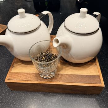 Starbucks Reserve Roastery - Coffee Roasteries Near Me - New York, New York