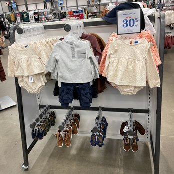 Old Navy - Men's Clothing Near Me - Orlando, Florida