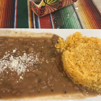 Los Rivera Cafe - Rice and Beans - Mexican Near Me - Danbury, Connecticut