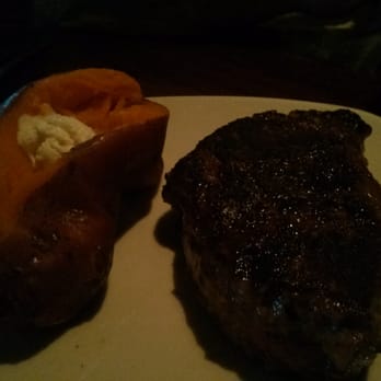 Outback Steakhouse - Steakhouses Near Me - Newington, Connecticut