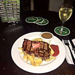 Maloney's Hotel - $10,95 dinner special