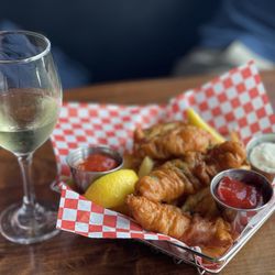 Kicker's - Codfish and chips