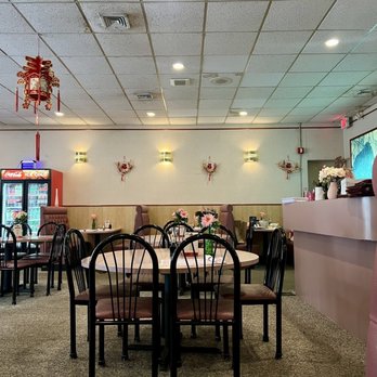 Ching Tao Restaurant - Inside - Chinese Near Me - Middletown, Rhode Island Ching Tao Restaurant - Inside - Chinese Near Me - Middletown, Rhode Island