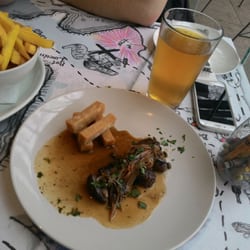 Art Gallery Food + Wine - Chicken livers