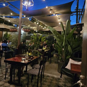 A Food Affair - Backdoor Patio for balmy summer nights - French Near Me - Los Angeles, California A Food Affair - Backdoor Patio for balmy summer nights - French Near Me - Los Angeles, California