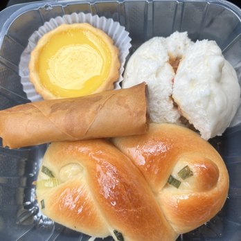 Dim Sum King - Egg Tart Egg Roll Green Onion Bun Steam BBQ Pork Bun - Dim Sum Near Me - Seattle, Washington Dim Sum King - Egg Tart Egg Roll Green Onion Bun Steam BBQ Pork Bun - Dim Sum Near Me - Seattle, Washington