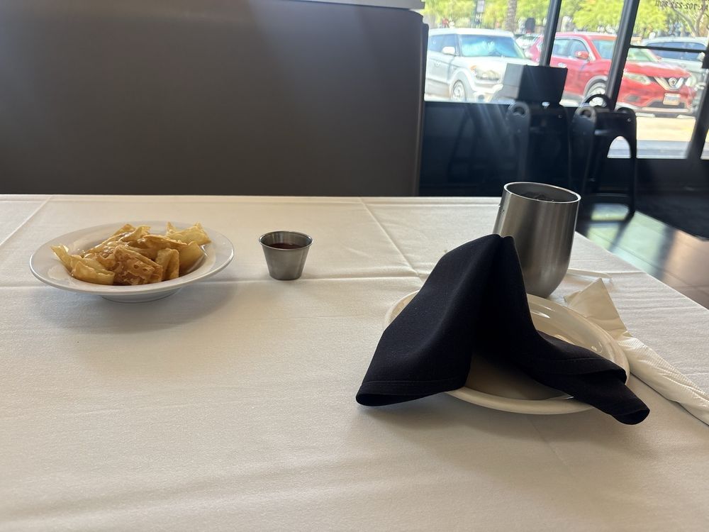 Chow Mein House - Photo 2