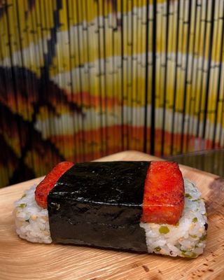 Rose's R&R Bar by null