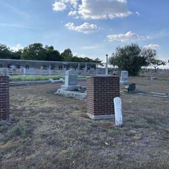 Weir Community Cemetery - Funeral Services & Cemeteries Near Me - Georgetown, Texas