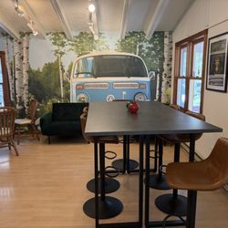 Backroads Deli - Inside: high or low seating