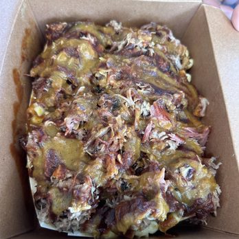 Uncle D’s BBQ - Mac and Cheese boat with smoked pulled pork - Barbeque Near Me - Lihue, Hawaii Uncle D’s BBQ - Mac and Cheese boat with smoked pulled pork - Barbeque Near Me - Lihue, Hawaii