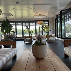 131 Main - Waiting area