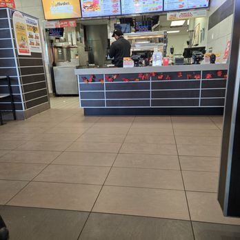 Hardee's - Ordering counter - Burgers Near Me - Eau Claire, Wisconsin Hardee's - Ordering counter - Burgers Near Me - Eau Claire, Wisconsin
