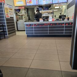 Hardee's - Ordering counter