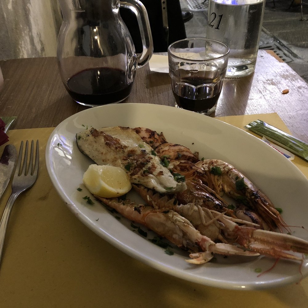 Cavour 21 - Grilled seafood - Trattorie Near Me - Genova, GE Cavour 21 - Grilled seafood - Trattorie Near Me - Genova, GE