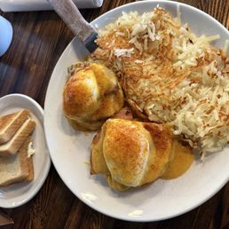 Classic Eggs Benedict