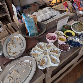 Happy Medium - Beads for friendship bracelet - Art Classes Near Me - New York, New York