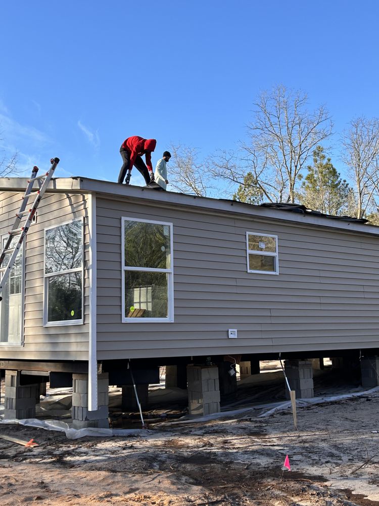 Slide of Noah Ready’s Roofing and Repair