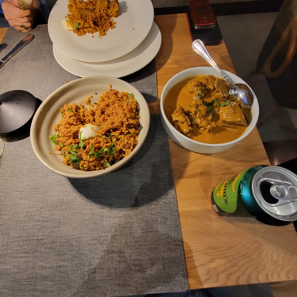 Lungi - Cocktail Bars Near Me - New York, New York