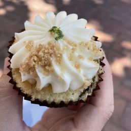 Key Lime Pie Cupcake