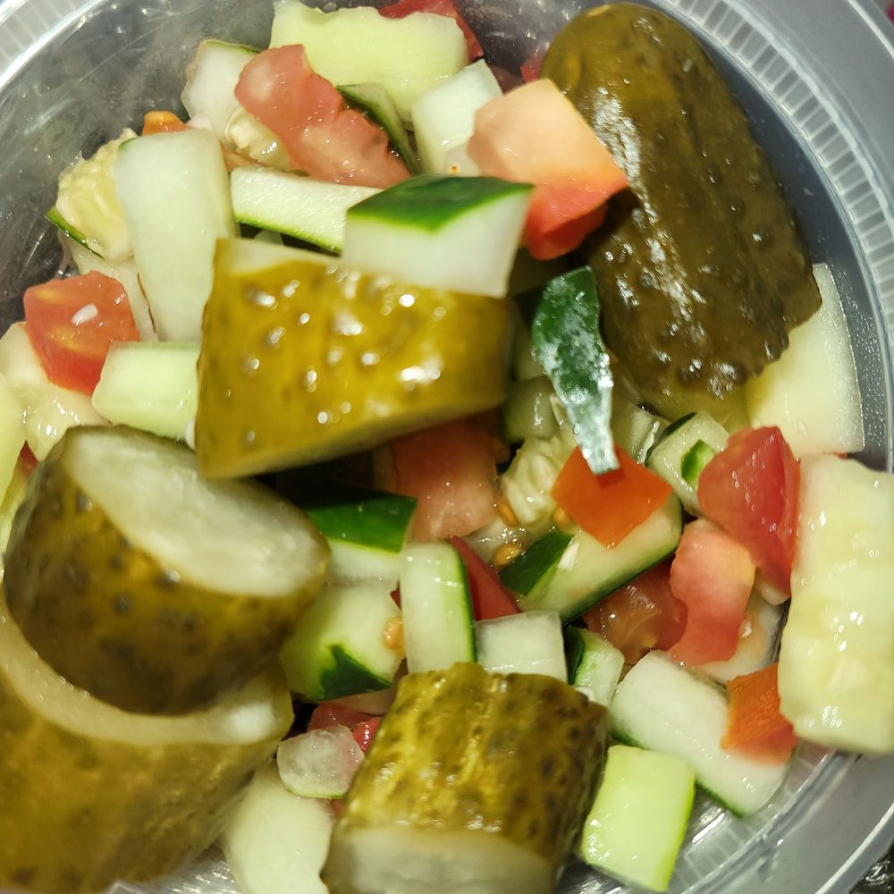 Perfect Pita - pickles, tomatoes, cucumbers, and onions - Kosher Near Me - Fair Lawn, New Jersey
