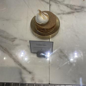 Apple Pie Bakery Café - Bakeries Near Me - Hyde Park, New York