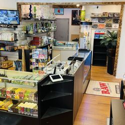 Puff 'N Stuff - Inside New Store