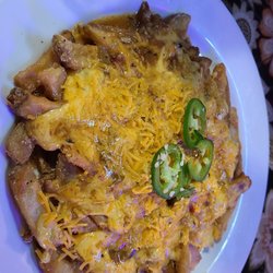 Kip's Grill - Green chile cheese fries