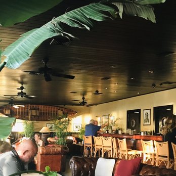 Pierre's - Bar area - French Near Me - Islamorada, Florida Pierre's - Bar area - French Near Me - Islamorada, Florida
