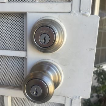 YAS locksmith - Keys & Locksmiths Near Me YAS locksmith - Keys & Locksmiths Near Me