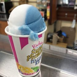 Broadway Convenient Mart