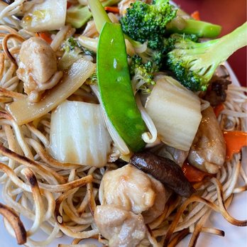 Yen Ching - Happy to have enjoyed the noodles, not soft chow mein but gee mein, crunchy pan fried noodles with savory topping. - Chinese Near Me - Boise, Idaho Yen Ching - Happy to have enjoyed the noodles, not soft chow mein but gee mein, crunchy pan fried noodles with savory topping. - Chinese Near Me - Boise, Idaho