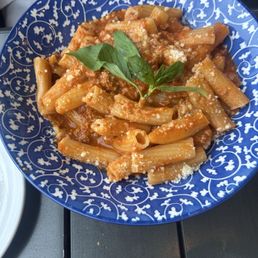 Rigatoni bolognese Rigatoni bolognese