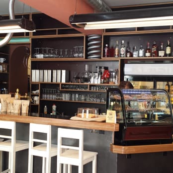 Kaldi fresh coffee bar - Pohled na bar. - Cafes Near Me - Prague, Puerto Rico Kaldi fresh coffee bar - Pohled na bar. - Cafes Near Me - Prague, Puerto Rico
