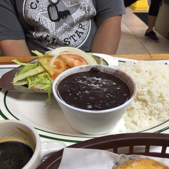 Rincon Criollo Restaurant - Cuban Near Me - Miami, Florida