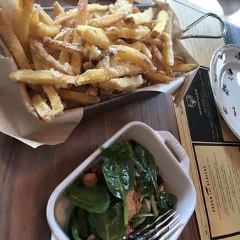 Restaurant Cervo Puro - Truffle fries and the octopus starter - Swiss Food Near Me - Zermatt, VS