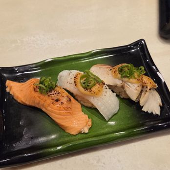 Kaiten Sushi Ginza Onodera Hawaii - Nigiri. - Conveyor Belt Sushi Near Me - Honolulu, Hawaii