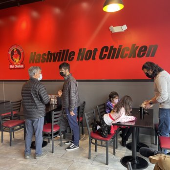 Hangry Joe's Hot Chicken - Seating Area - Chicken Shop Near Me - Fairfax, Virginia
