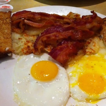 Empire Diner - Eggs over easy, Crispy Bacon and Home Fries - Diners Near Me - Hicksville, New York Empire Diner - Eggs over easy, Crispy Bacon and Home Fries - Diners Near Me - Hicksville, New York