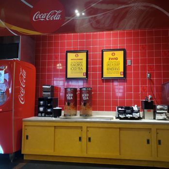 Zaxbys - Clean soda and condiments section - Fast Food Near Me - San Marcos, Texas