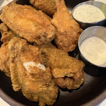 Ellie Bird - Wings - Cocktail Bars Near Me - Falls Church, Virginia