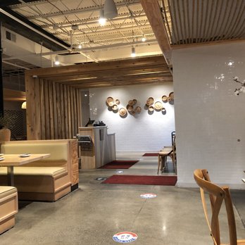 Mama Chang - Contemporary interior that is bright and open. - Chinese Near Me - Fairfax, Virginia Mama Chang - Contemporary interior that is bright and open. - Chinese Near Me - Fairfax, Virginia