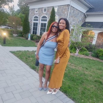 Del Vino Vineyards - With the birthday girl - Wine Tasting Room Near Me - Northport, New York Del Vino Vineyards - With the birthday girl - Wine Tasting Room Near Me - Northport, New York
