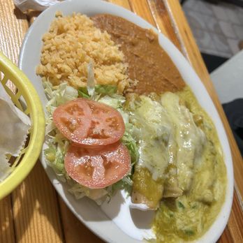 Los Cantaritos - Cheese enchilada dinner - Mexican Near Me - Chicago, Illinois