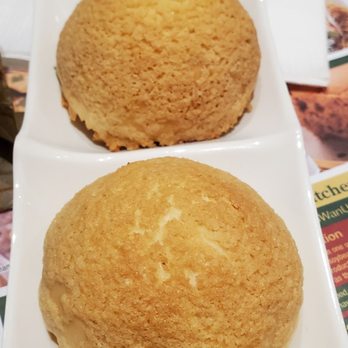 Tim Ho Wan - Hell's Kitchen - BBQ pork bun! The best - Dim Sum Near Me - New York, New York