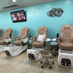 Tiff & T Nail Spa - New pedi chairs