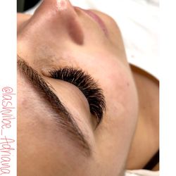 Jaslynn Rose Beauty & Lashes - Lashed by Adriana