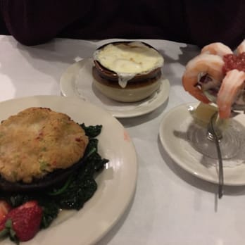 Canlon'S Restaurant - Shrimp cocktail, portobello mushroom stuffed with crabcake on sautéed spinach and French onion soup. - American Near Me - Staten Island, New York Canlon'S Restaurant - Shrimp cocktail, portobello mushroom stuffed with crabcake on sautéed spinach and French onion soup. - American Near Me - Staten Island, New York