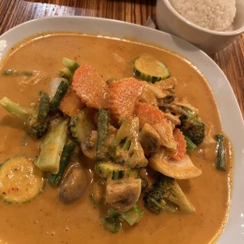 Siam Bistro - Panang curry with rice - Thai Near Me - Woodbridge, Virginia Siam Bistro - Panang curry with rice - Thai Near Me - Woodbridge, Virginia
